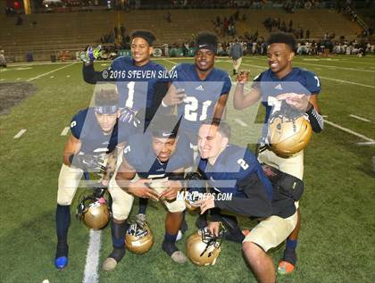 Thumbnail 1 in Mater Dei Catholic vs. Olympian (CIF SDS Division 2 Final) photogallery.