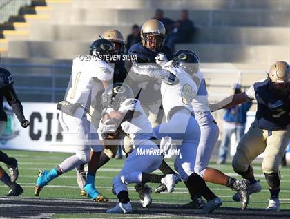 Thumbnail 3 in Mater Dei Catholic vs. Olympian (CIF SDS Division 2 Final) photogallery.