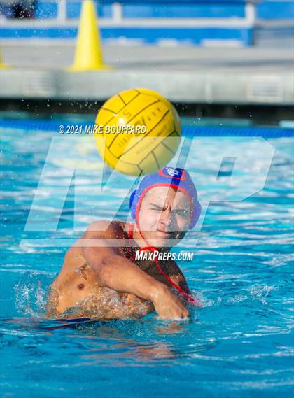 Thumbnail 2 in San Marcos vs. Westview photogallery.