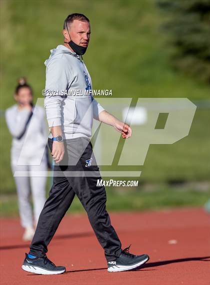 Thumbnail 2 in Metro Conference Track and Field Meet (4X400 Meter) photogallery.