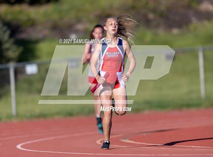 Thumbnail 3 in Metro Conference Track and Field Meet (4X400 Meter) photogallery.