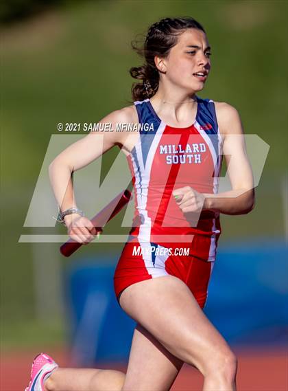 Thumbnail 3 in Metro Conference Track and Field Meet (4X400 Meter) photogallery.