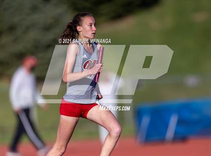 Thumbnail 3 in Metro Conference Track and Field Meet (4X400 Meter) photogallery.
