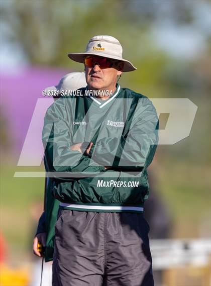 Thumbnail 1 in Metro Conference Track and Field Meet (4X400 Meter) photogallery.