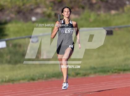 Thumbnail 2 in Metro Conference Track and Field Meet (4X400 Meter) photogallery.