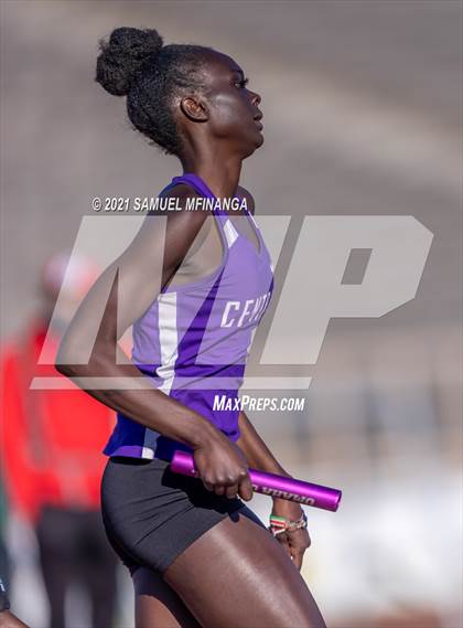 Thumbnail 3 in Metro Conference Track and Field Meet (4X400 Meter) photogallery.