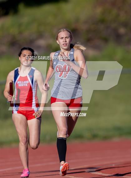 Thumbnail 3 in Metro Conference Track and Field Meet (4X400 Meter) photogallery.