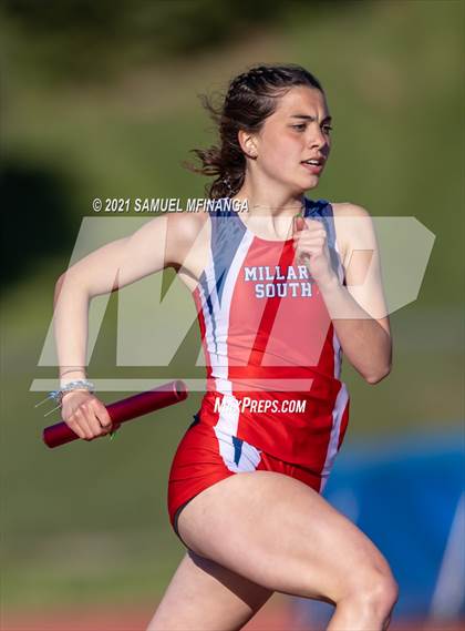 Thumbnail 2 in Metro Conference Track and Field Meet (4X400 Meter) photogallery.