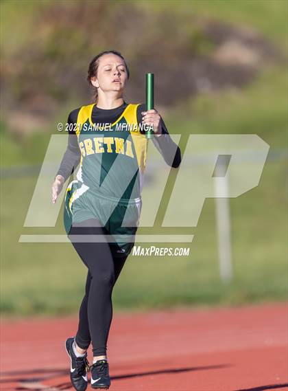 Thumbnail 1 in Metro Conference Track and Field Meet (4X400 Meter) photogallery.