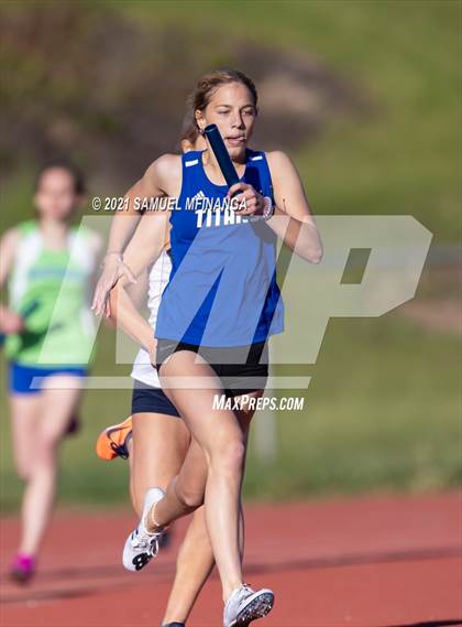 Thumbnail 1 in Metro Conference Track and Field Meet (4X400 Meter) photogallery.
