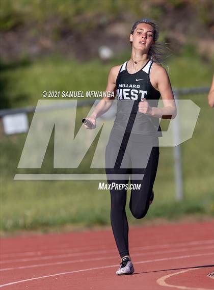 Thumbnail 3 in Metro Conference Track and Field Meet (4X400 Meter) photogallery.