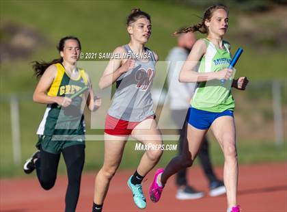 Thumbnail 2 in Metro Conference Track and Field Meet (4X400 Meter) photogallery.