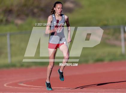 Thumbnail 2 in Metro Conference Track and Field Meet (4X400 Meter) photogallery.