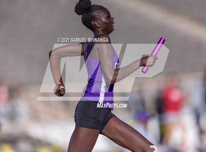 Thumbnail 2 in Metro Conference Track and Field Meet (4X400 Meter) photogallery.