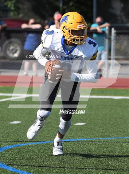 Thumbnail 3 in Lockport vs. Kenmore West photogallery.