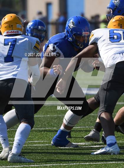 Thumbnail 1 in Lockport vs. Kenmore West photogallery.