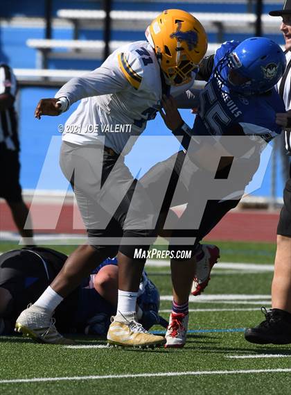 Thumbnail 2 in Lockport vs. Kenmore West photogallery.