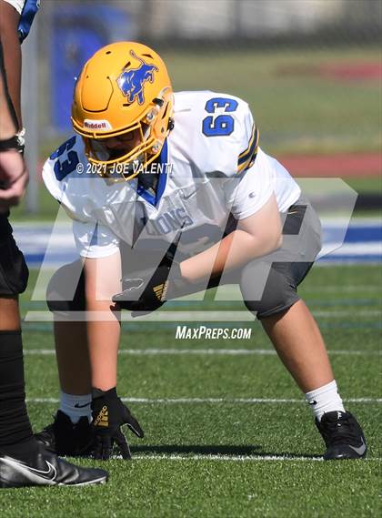 Thumbnail 3 in Lockport vs. Kenmore West photogallery.