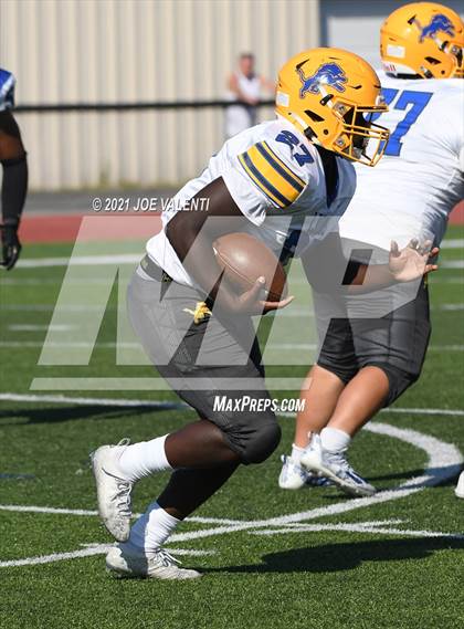 Thumbnail 1 in Lockport vs. Kenmore West photogallery.