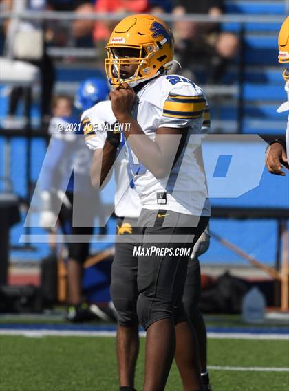 Thumbnail 2 in Lockport vs. Kenmore West photogallery.
