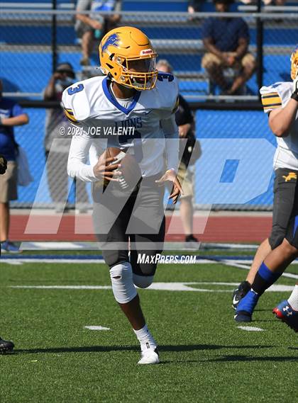 Thumbnail 2 in Lockport vs. Kenmore West photogallery.