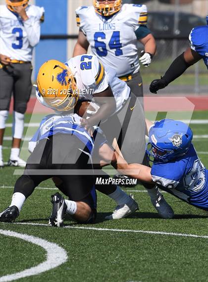 Thumbnail 3 in Lockport vs. Kenmore West photogallery.
