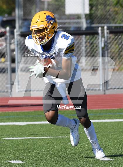 Thumbnail 2 in Lockport vs. Kenmore West photogallery.