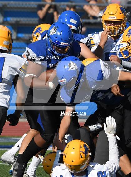 Thumbnail 3 in Lockport vs. Kenmore West photogallery.