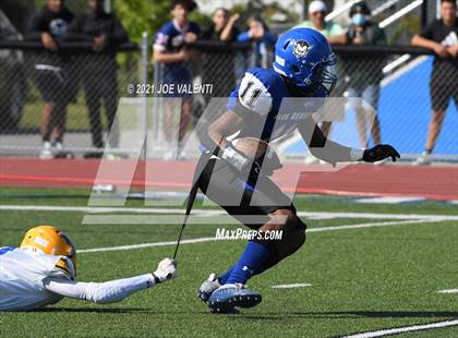 Thumbnail 2 in Lockport vs. Kenmore West photogallery.