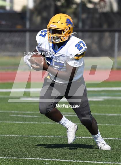 Thumbnail 3 in Lockport vs. Kenmore West photogallery.