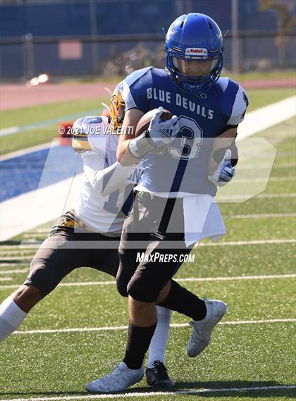 Thumbnail 1 in Lockport vs. Kenmore West photogallery.
