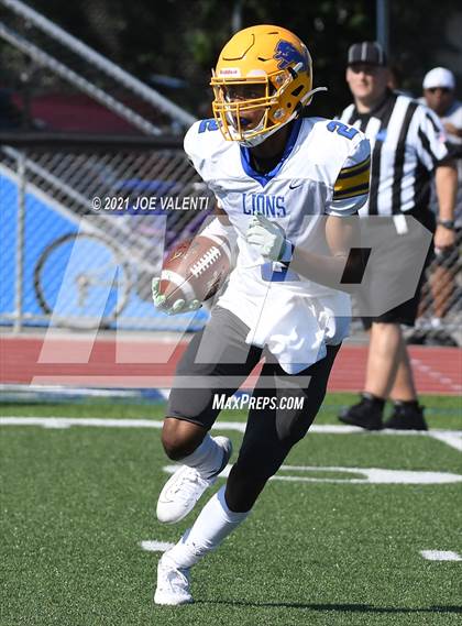 Thumbnail 2 in Lockport vs. Kenmore West photogallery.