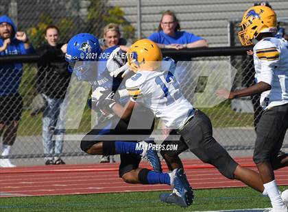 Thumbnail 3 in Lockport vs. Kenmore West photogallery.