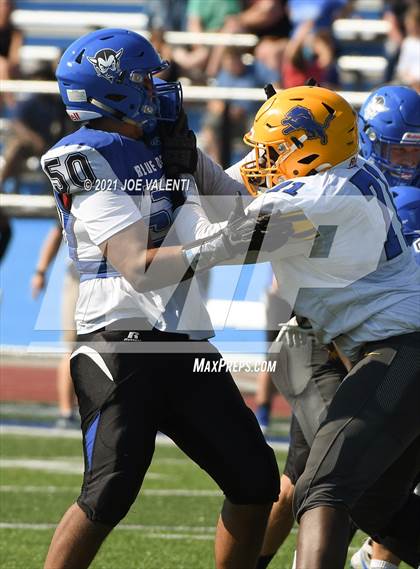 Thumbnail 3 in Lockport vs. Kenmore West photogallery.