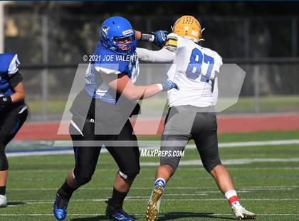 Thumbnail 2 in Lockport vs. Kenmore West photogallery.