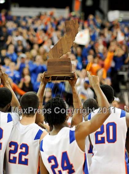 Thumbnail 3 in St. Joseph Notre Dame vs. St. Bernard (CIF State D5 Final) photogallery.