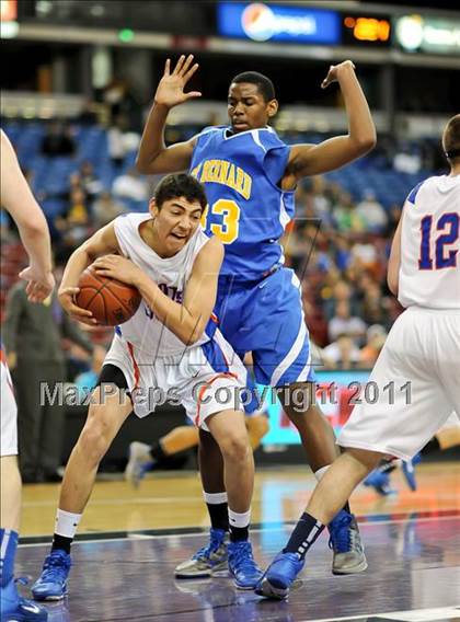 Thumbnail 1 in St. Joseph Notre Dame vs. St. Bernard (CIF State D5 Final) photogallery.