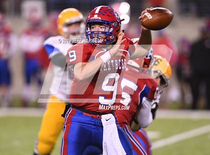 Thumbnail 2 in Clyde vs. Licking Valley (OHSAA D4 Final)  photogallery.