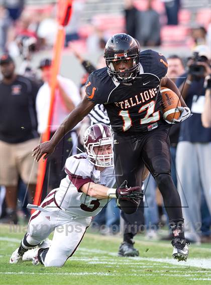 Thumbnail 1 in Swain County vs. Southwest Onslow (NCHSAA 1AA Final)  photogallery.