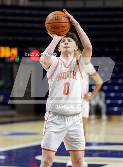 Thumbnail 2 in Fort Wayne North Side vs. Fairfield (PSM Holiday Shootout) photogallery.