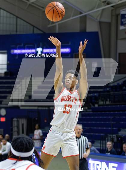 Thumbnail 2 in Fort Wayne North Side vs. Fairfield (PSM Holiday Shootout) photogallery.