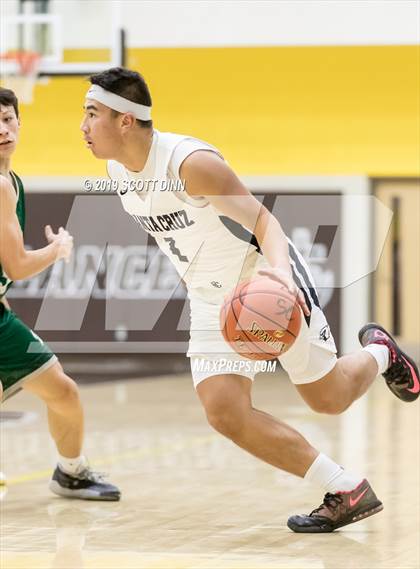 Thumbnail 2 in Palo Alto v Santa Cruz (Joe Schram Holiday Tournament) photogallery.