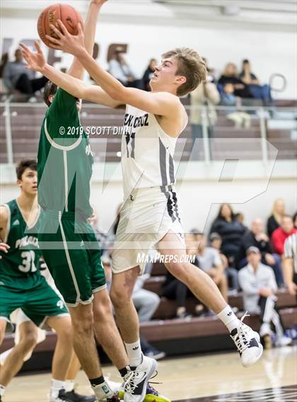 Thumbnail 1 in Palo Alto v Santa Cruz (Joe Schram Holiday Tournament) photogallery.