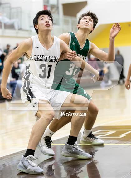 Thumbnail 1 in Palo Alto v Santa Cruz (Joe Schram Holiday Tournament) photogallery.