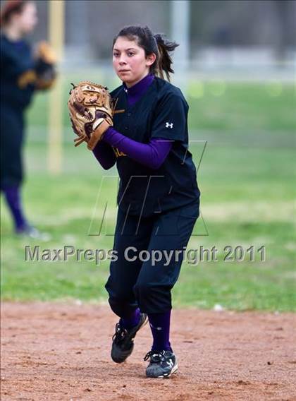 Thumbnail 2 in Ball vs Foster (First Capitol Classic) photogallery.
