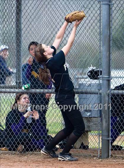 Thumbnail 2 in Ball vs Foster (First Capitol Classic) photogallery.