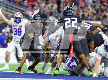 Thumbnail 2 in Westlake @ North Crowley (UIL 6A Division I Football Final) photogallery.