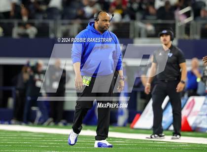 Thumbnail 3 in Westlake @ North Crowley (UIL 6A Division I Football Final) photogallery.