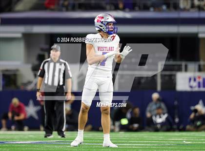 Thumbnail 3 in Westlake @ North Crowley (UIL 6A Division I Football Final) photogallery.