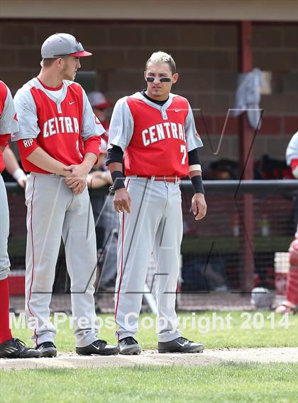 Thumbnail 3 in Central vs Franklin (PIAA Class AA Quarterfinal) photogallery.